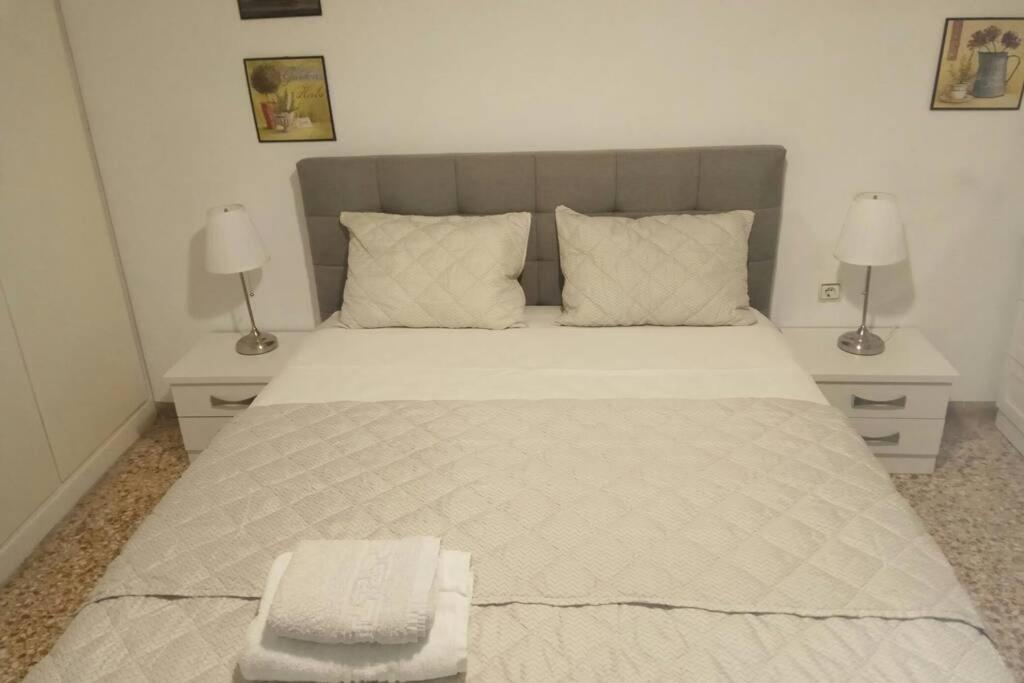 Central Town House 60M2**** Pire Dış mekan fotoğraf